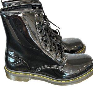 Dr. Martens 1460 Black Patent Leather Boots – Men’s 8 / Women’s 9 – New